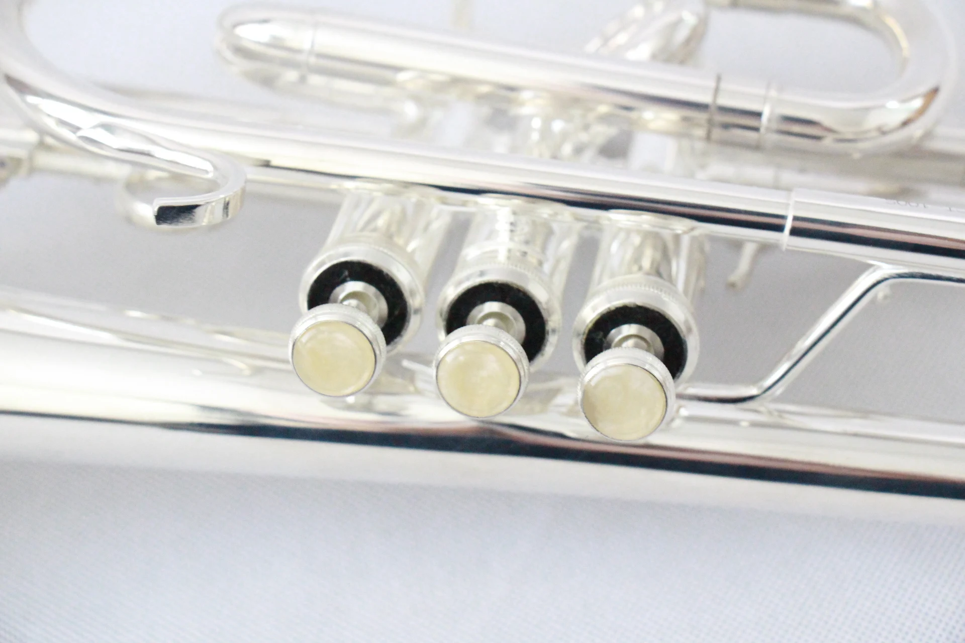 Chinese Musical Instruments Factory Price Cornet Instrument Silver Plated Bb Cornet