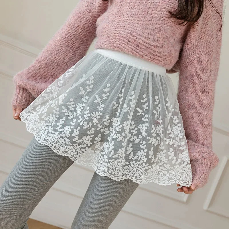Women Skirt Extender with Lace Hem 2024 Spring Autumn Layering Fake Tops Hemline Flower Embroidery Mini Skirt Black White 1