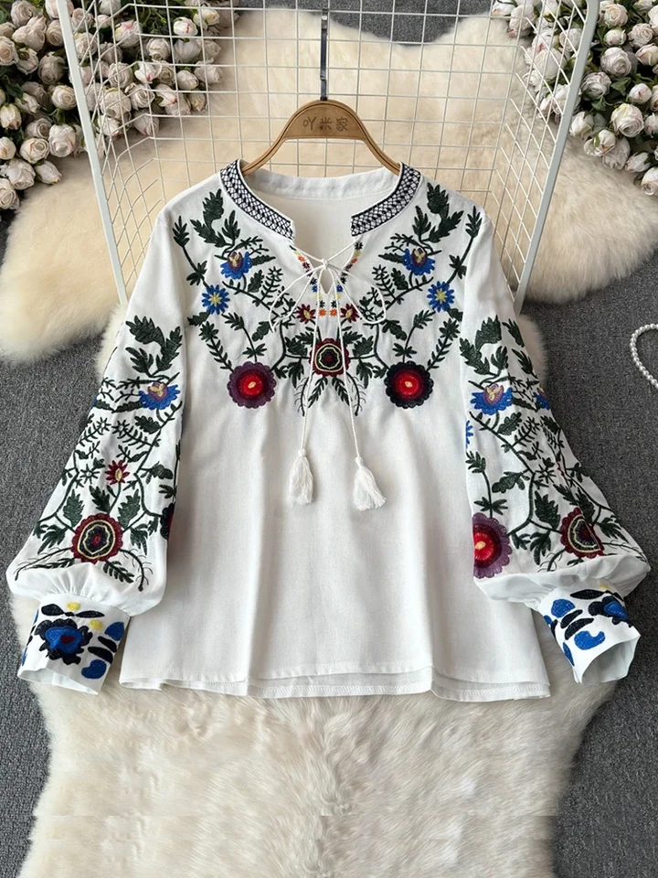 Women's Retro Blouse National Style Embroidered Lace-Up