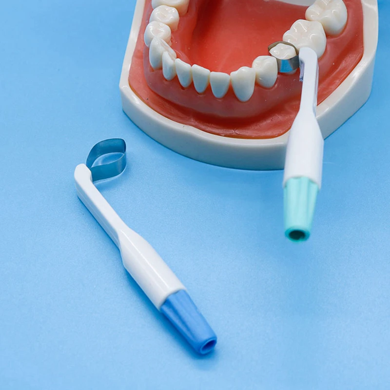 

1Pc Disposable Dental Matrix Band Matrice Roll Type Adjustable Ring System Curved Preformed 4.5/6mm Adjustable Crown Making Tool