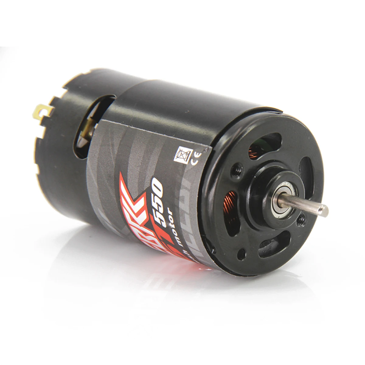 Moteur NEEBRC 550 étanche 12T-55T pour RC crawler 1/10, posé sur une surface noire, câbles visibles