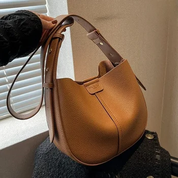 Leather Bag 2025 New Fashion Single Shoulder Crossbody Bag Senior Explosive Women Bucket Simple Magnetic Buckle Bag Women