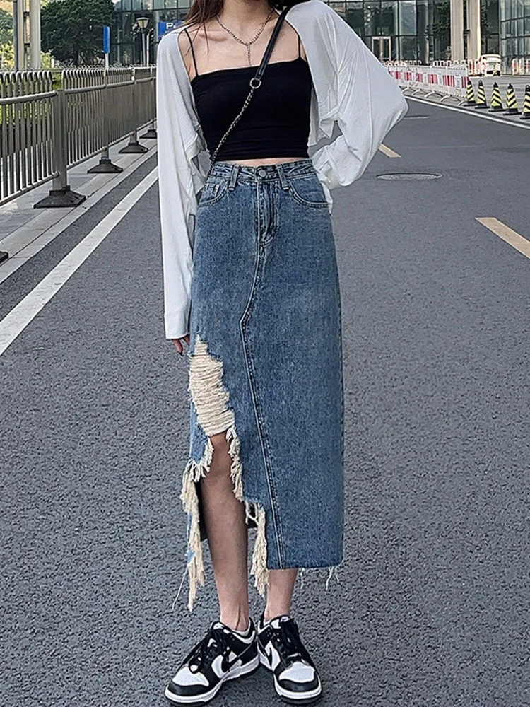 

New Fashion Irregular Perforated Versatile Trendy Denim Slim Fit Skirt