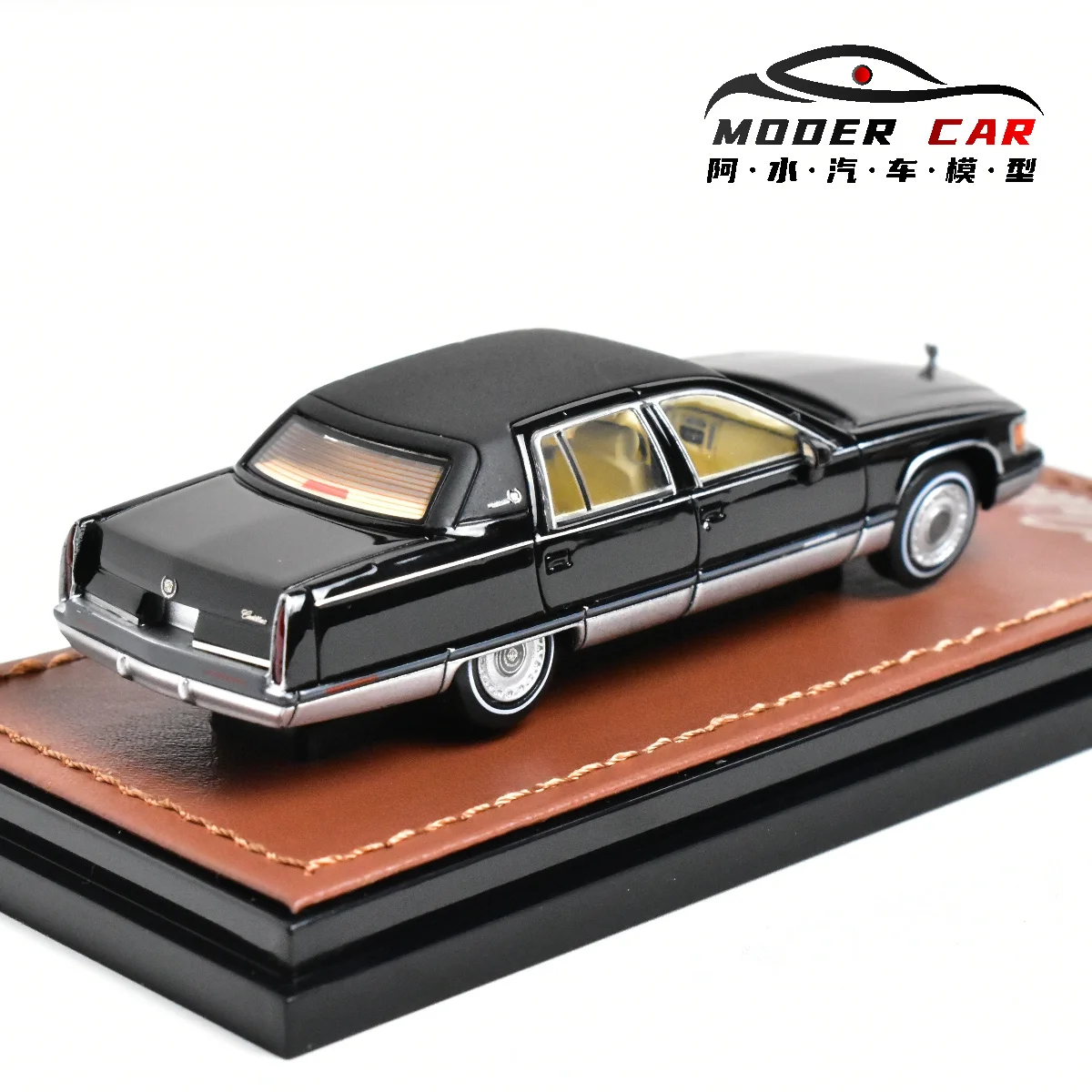 GOC 1:64 Fleetwood  Naiska Diecast Model Car 6