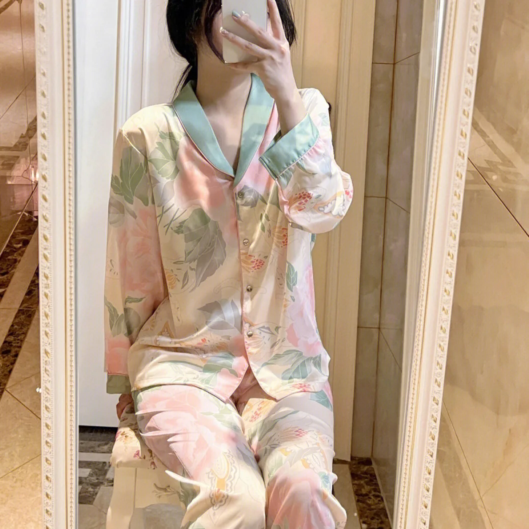 High-quality New Women's Pajamas Ice Silk Spring and Autumn Summer Thin Section Advanced Silk Home Service Suit Set NSleepwear