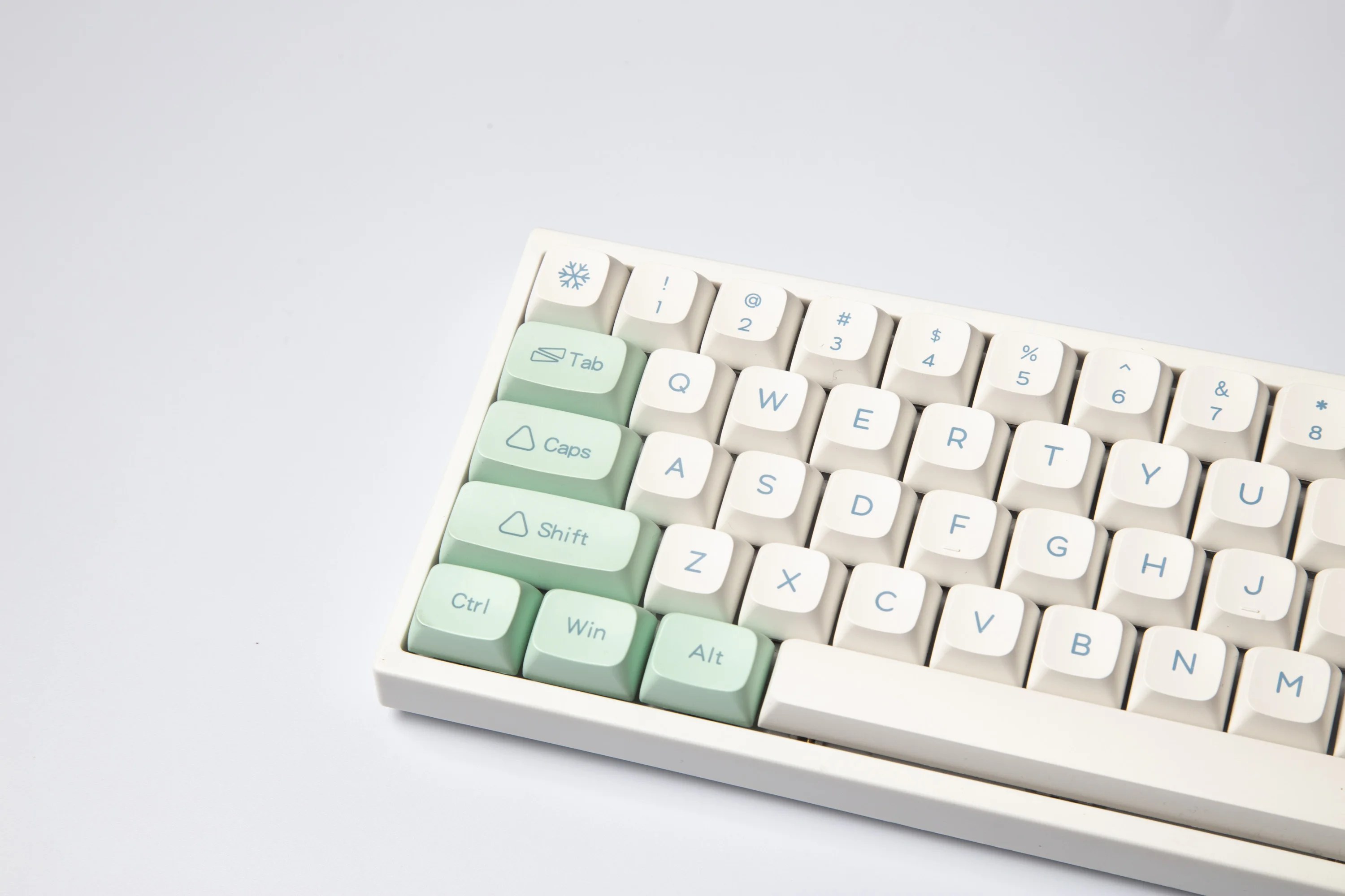 XDA 132 Keys PBT Dye Sub Keycaps XDA Minimalist Green Ice Mint For Mx Switch Mechanical Keyboard 68 84 89 980 104 Layout desktop computer keyboard