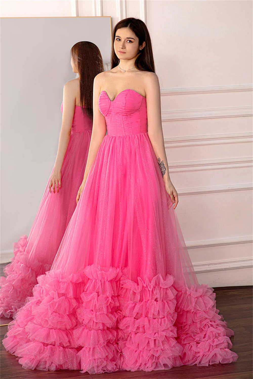 

Sparkly Tulle Sweetheart Evening Dresses Tiered Ruffles A-line Long Floor-length Prom Gowns Sleeveless Backless formal Party