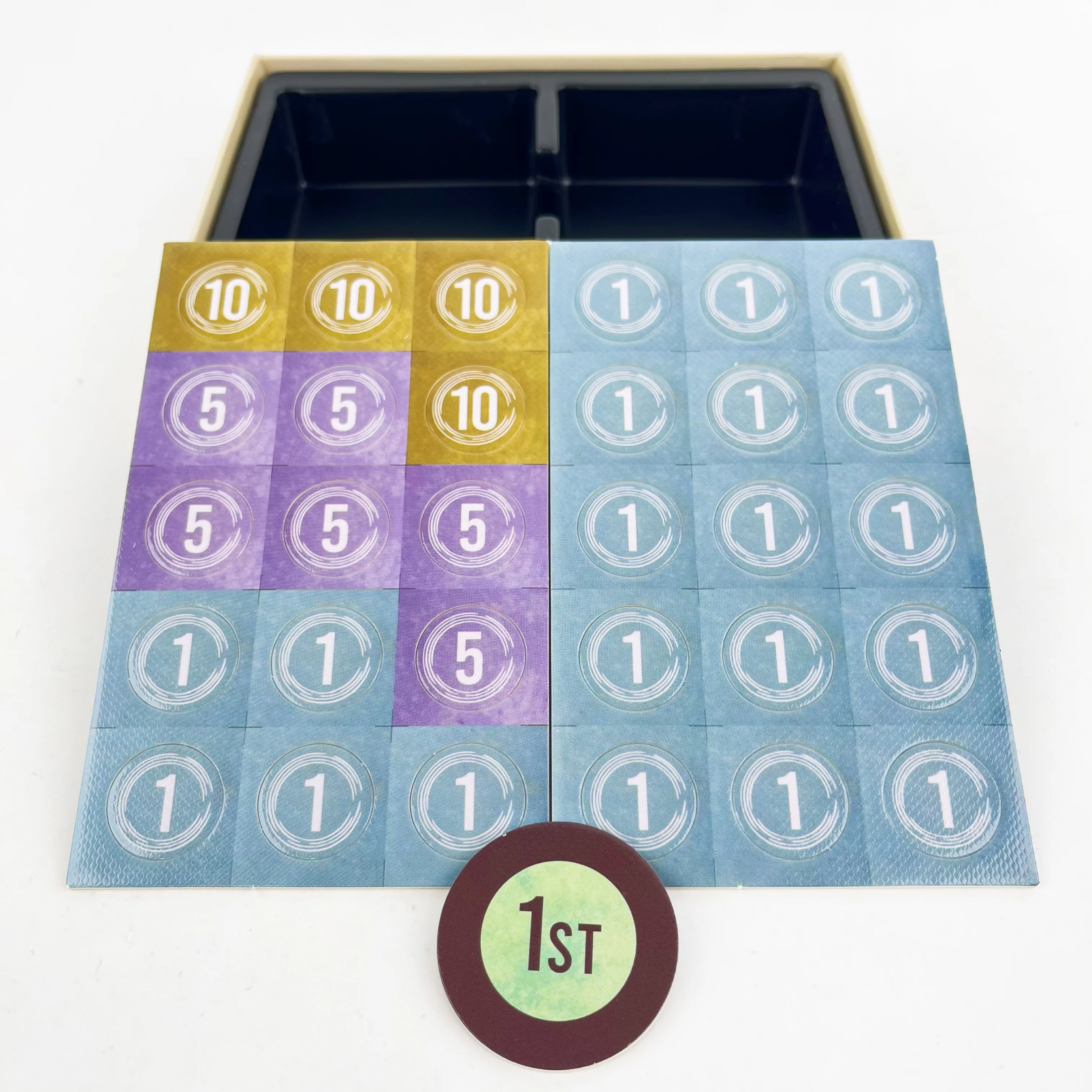 MAKE10 경쟁 카드 게임 - 마작 변형 | 파티 및 모임에 딱 맞습니다. | 56개의 숫자 카드 + 30개의 점수  표시기-Freehip.co.kr