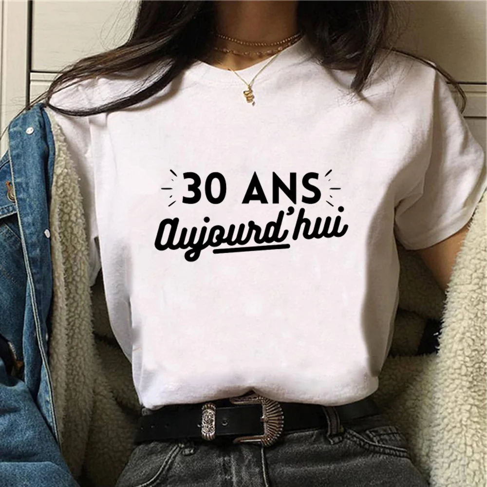 

Женская футболка в стиле Харадзюку
