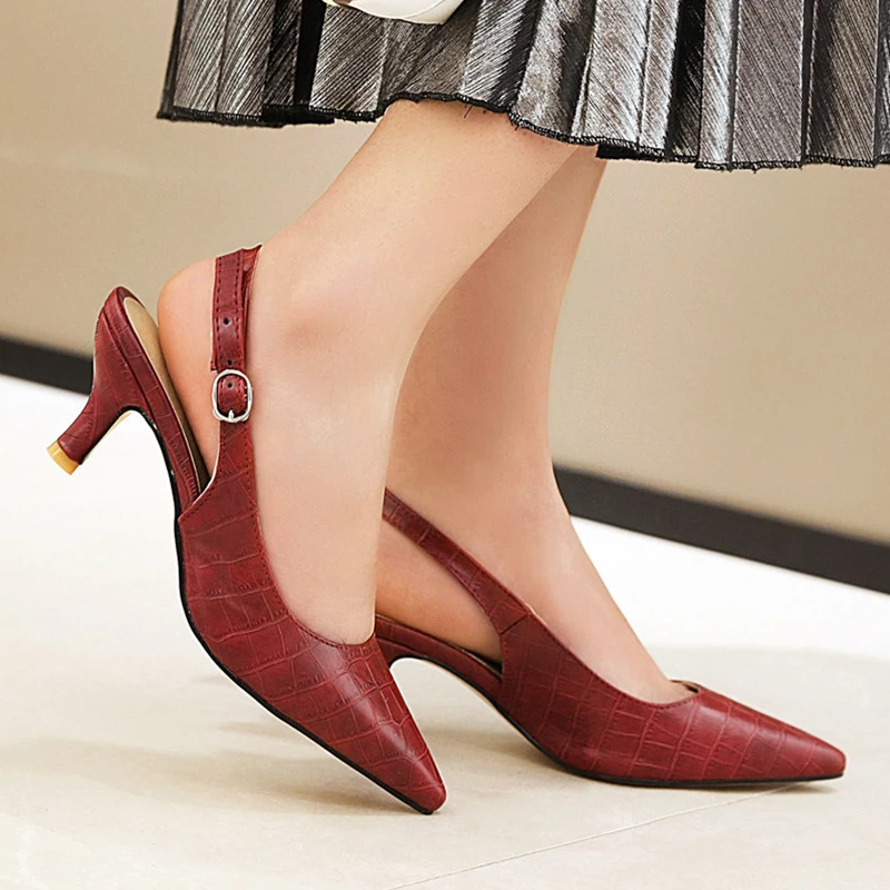 Slingback Sandals Women Summer Casual Fashion Point Toe Snake Leather Shoes For Women Low Heels Comfort Mules Party Shoes Ladies