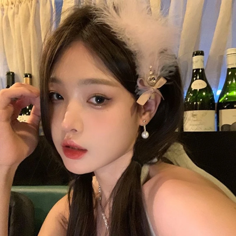 여아 크리스탈 깃털 앞머리 클립 Y2K 반짝이는 머리핀 귀여운 오리새끼 클립