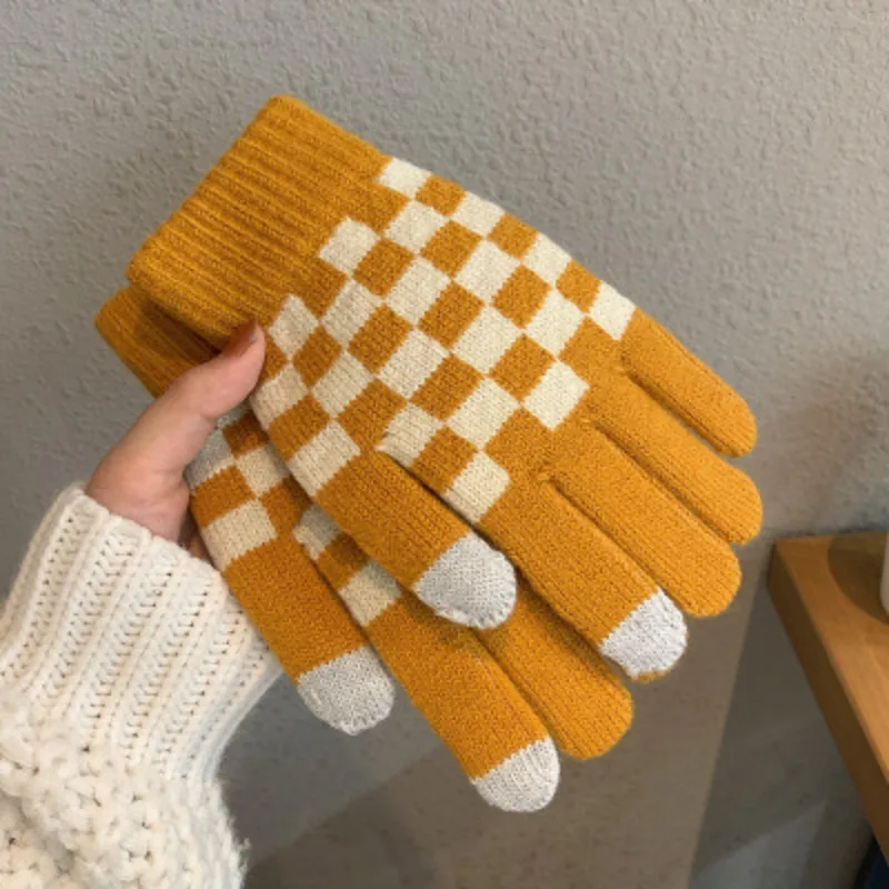 Two Pairs Checkerboard Knitted Wool Gloves For Men And Women With Touchable Screen Winter Gloves For Cycling All Fingers
