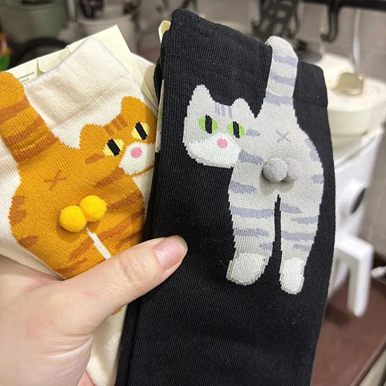 Cat Lover Socks Funny Cat Crew Socks With Balls Women's Fashion Cartoon Socks Lovely Cat Crew Socks  For Ladies female