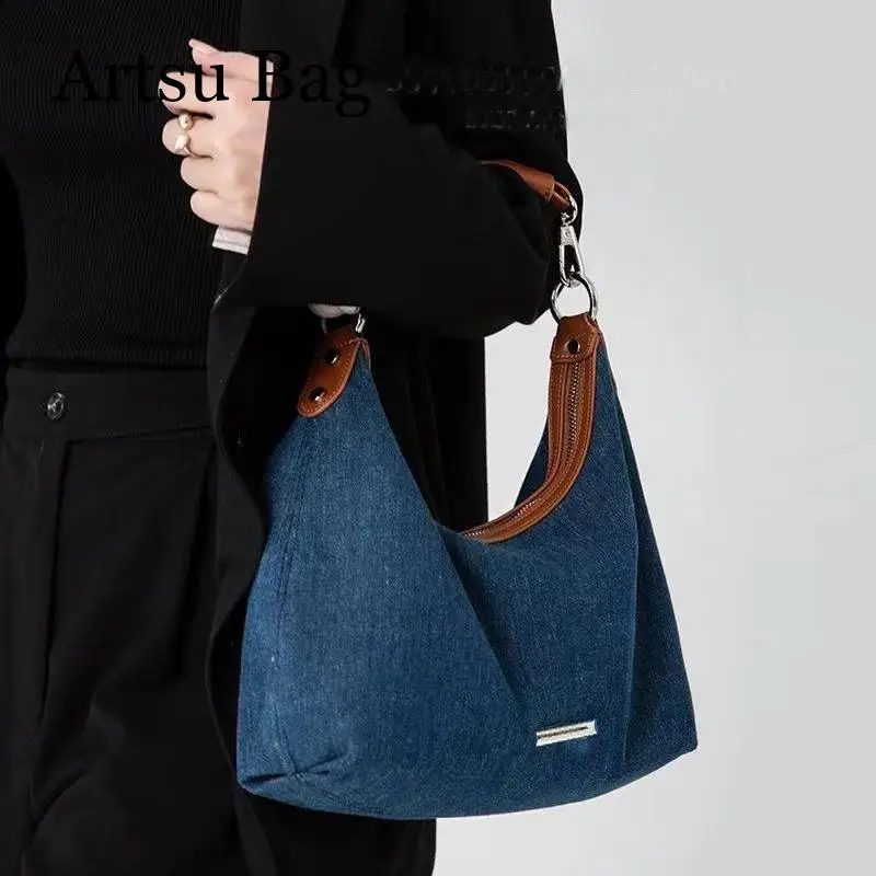 

Women Shoulder Bag with Personalized Denim Fabric Fashionable Large Capacity Tote Bag Versatile Commuting Female Handbag