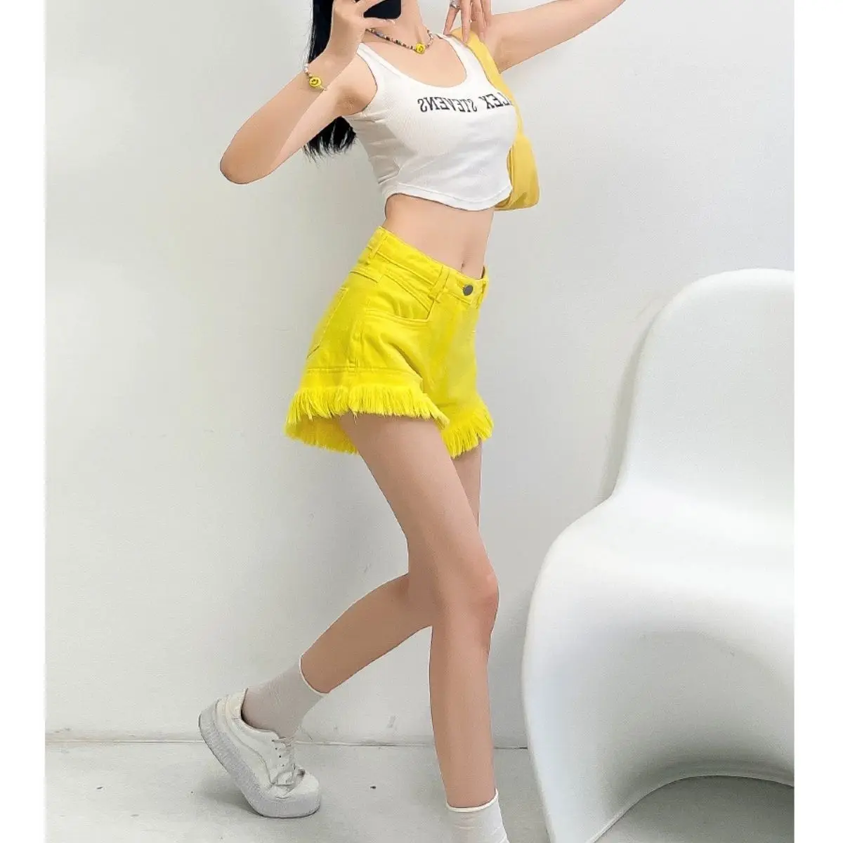 2024 Summer New Women's High Waisted Slimming Tassel Edge Denim Shorts Hot Pants Yellow