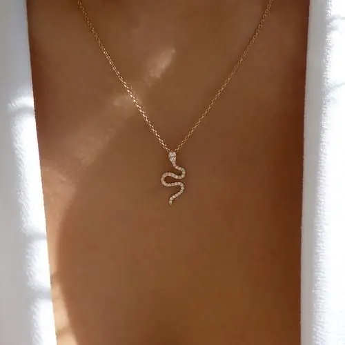 New Snake Necklace Retro Animal Pendant for Women Clavicle Chain Necklaces Trendy Female Birthday Jewelry Gifts |
