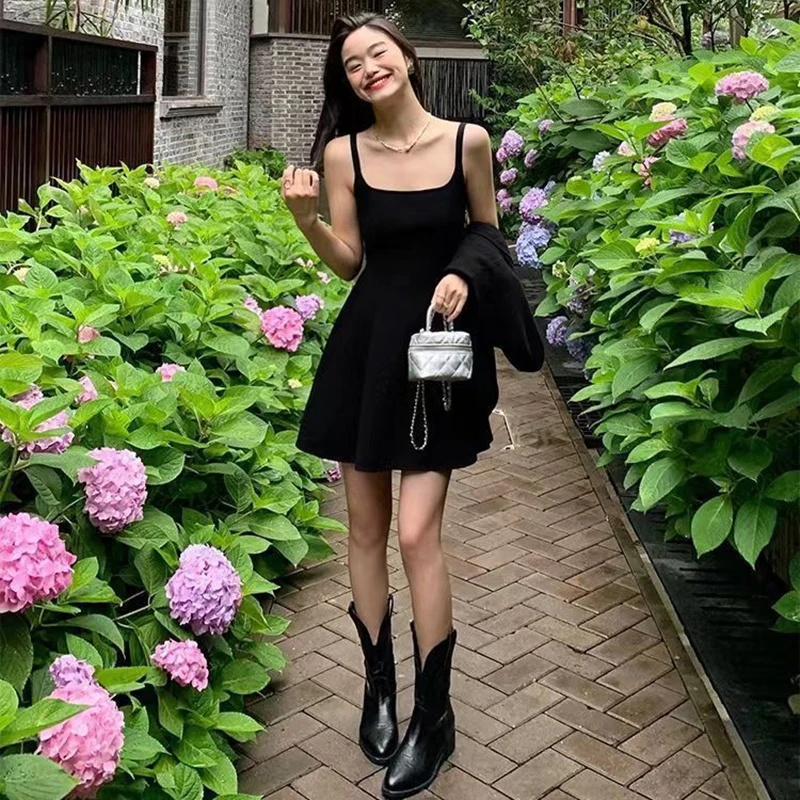 A Line Sleeveless Black Dresses Women Square Collar Spaghetti Strap Mini Dress Woman 2025 Streetwear Fashion Party Dress Female