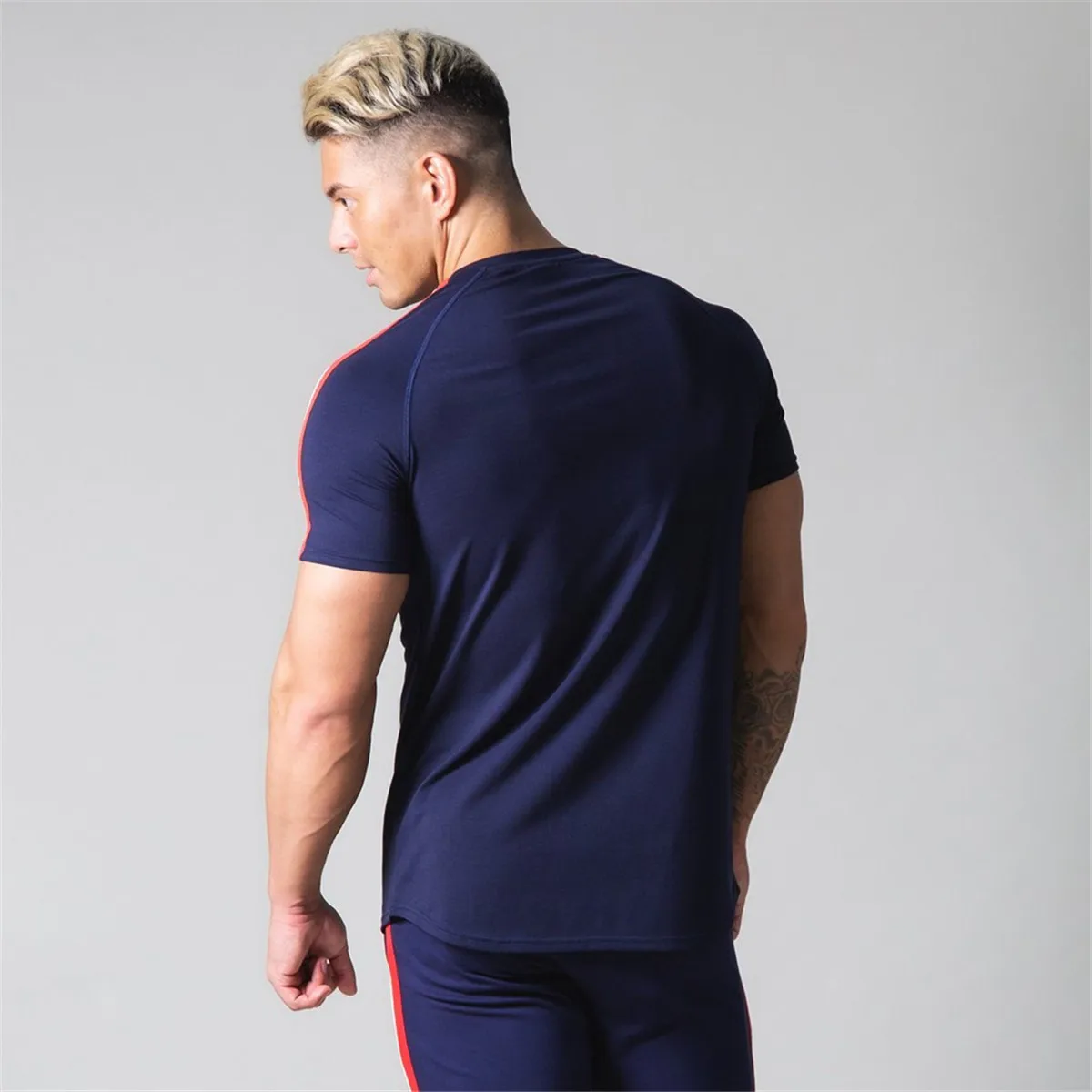 Men Running Sport Skinny T-shirt Short Sleeve Cotton Tee for Gym Fitness Summer Male Bodybuilding Training Workout Apparel sport t shirt short sleeve t shirt running t shirts running t shirt fitness clothes