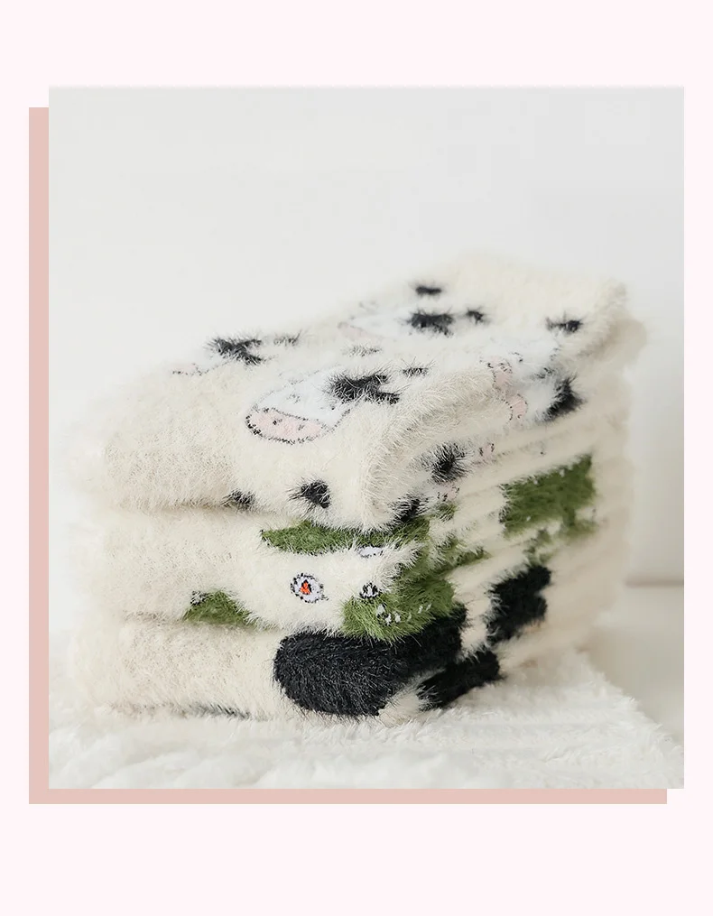 3 Paar niedliche Dinosaurier-Socken für Damen, mit Kuhfellmuster, dicke, warme Socken aus Korallenfleece, für den Innenbereich, zum Schlafen, Damenstrümpfe und -socken. – Detail 16