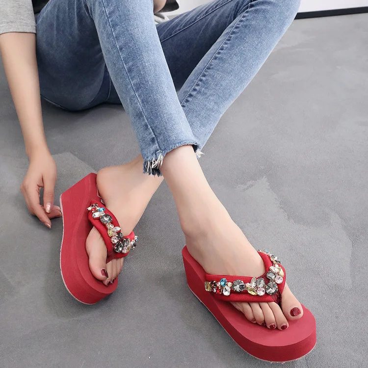 

Сланцы женские на танкетке, резиновые шлепанцы на платформе, средний размер, блестящие, плоская подошва, для Гавайских девушек, 2024