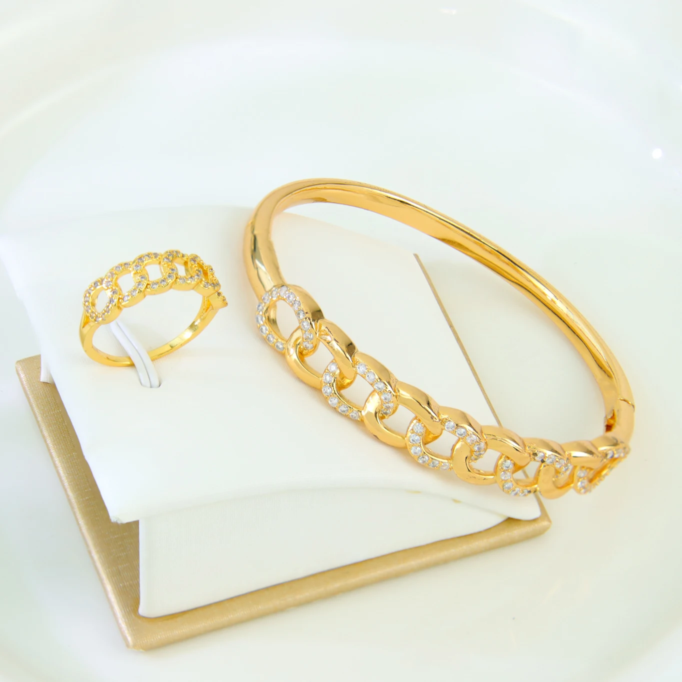 Brasilianisches Zirkonia-Schmuckset, 21 Karat vergoldet, italienische Mode, Bollywood-Armreifen, Ring, Äthiopien, Damen, Alltag, Party-Schmuck – Detail 7
