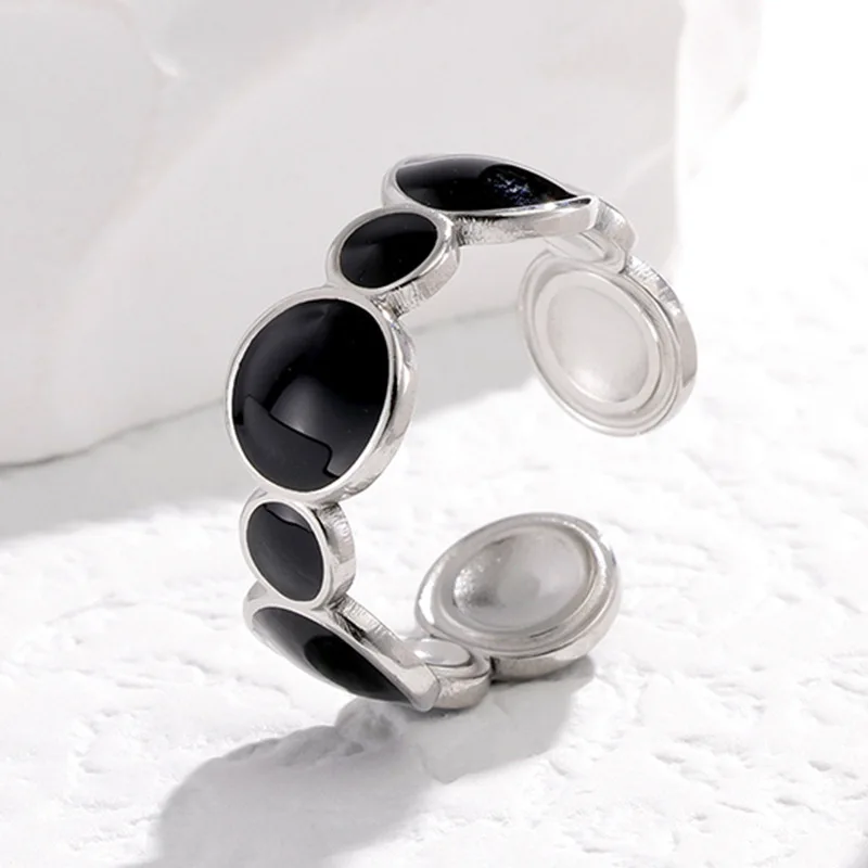 Black 03