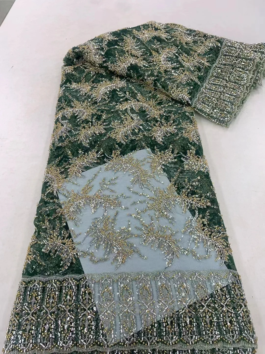 

Luxury African Handmade Beaded Lace Fabric 2023 High Quality French Embroidery Nigeria Net Lace Fabrics for Sewing ZX