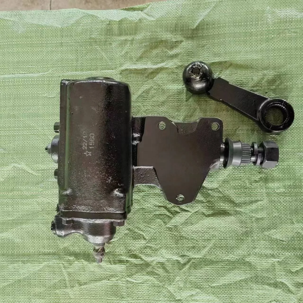 MR319978 MB379315 Power Steering Gearbox Assay Box Gear For 