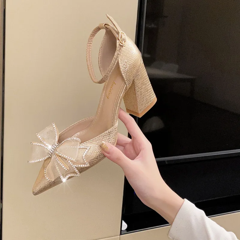 

Thick Heel Wedding Shoes Pointed Hollow Flat Sandals Rhinestone Bow Tie French Bridesmaid High Heels Shoes