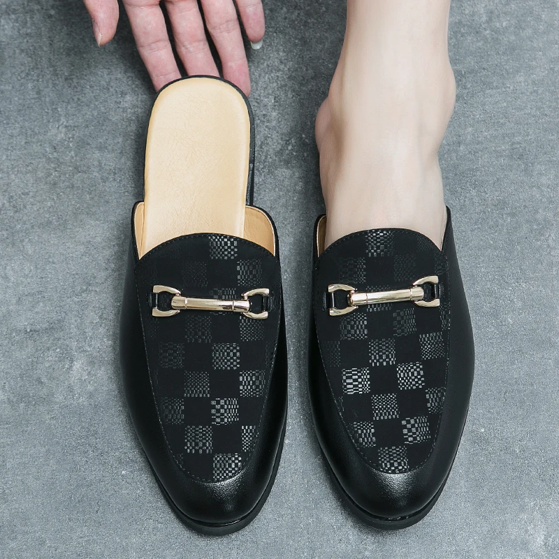 Black men's slippers Classic and versatile design styles Daily leisure walking outdoor party Breathable men's half slippers