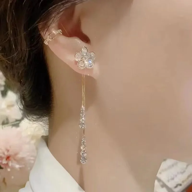 Trendy Crystal Long Earrings Female Moon Star Flower Rhinestone Wedding Pendant Earrings Fashion Korean Jewelry Earrings