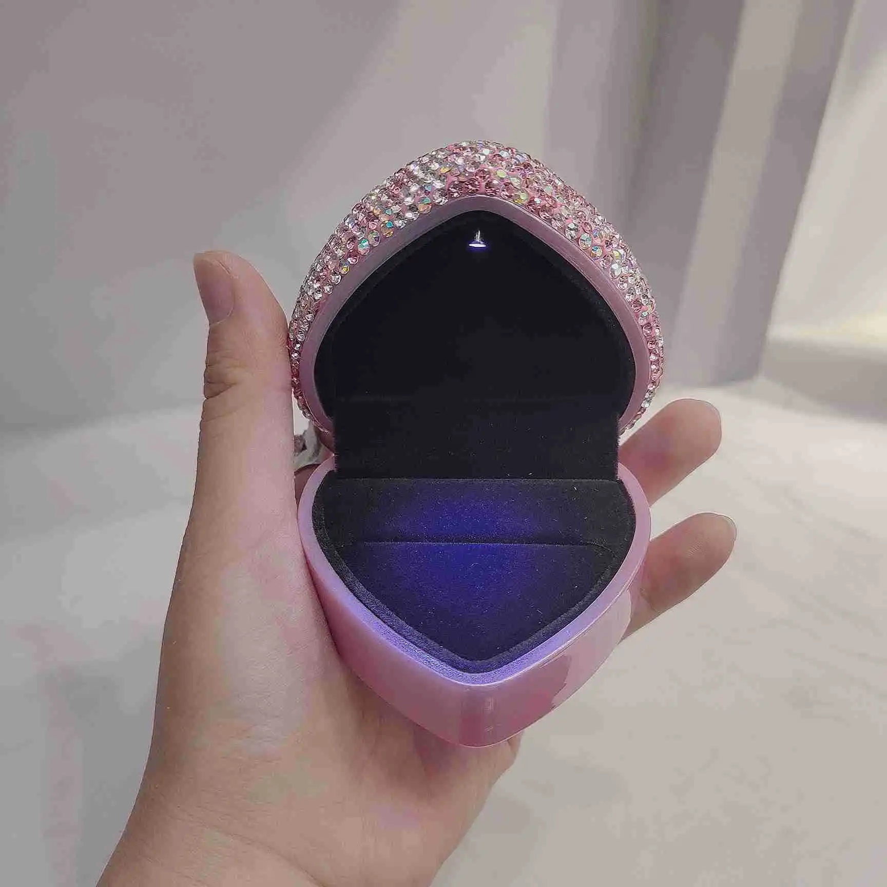 Luxury Bling Rhinestone Cystal Jewelry Boxes Luxury Ring Necklace Pendant Jewelry Storage Box Heart Shape Wedding Lovers Gift