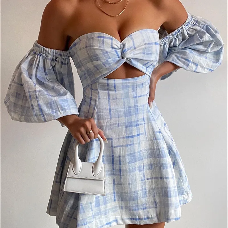 

2024 Spring Summer New Women's Blue Printed Tube Top Hollow Puff Sleeve Sexy Dress