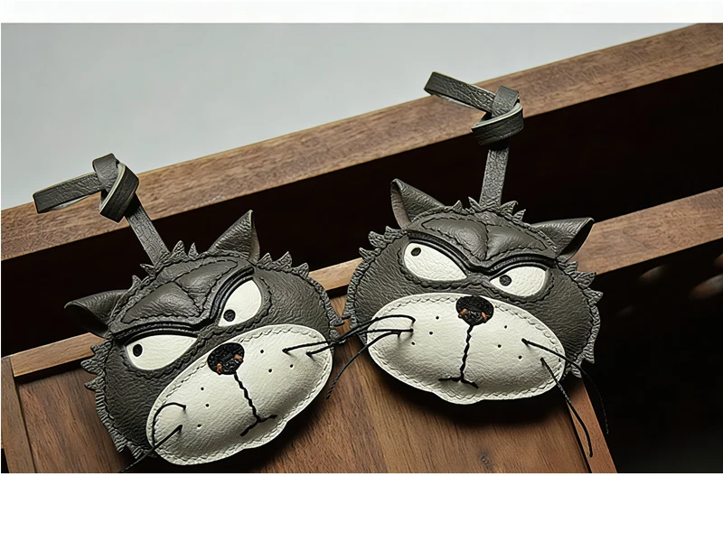 Handgefertigter Echtleder-Katzen-Taschenanhänger für Handtaschen-Schlüsselring mit Geschenkbox – Detail 3