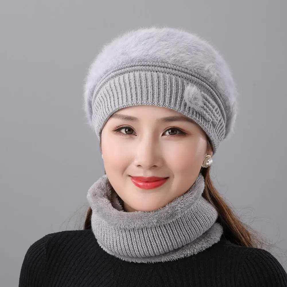 

2Pcs/Set Trendy Cap Scarf Set Windproof Elastic Hat Scarf Set Women Fleece Lined Knitted Hat Scarf Set
