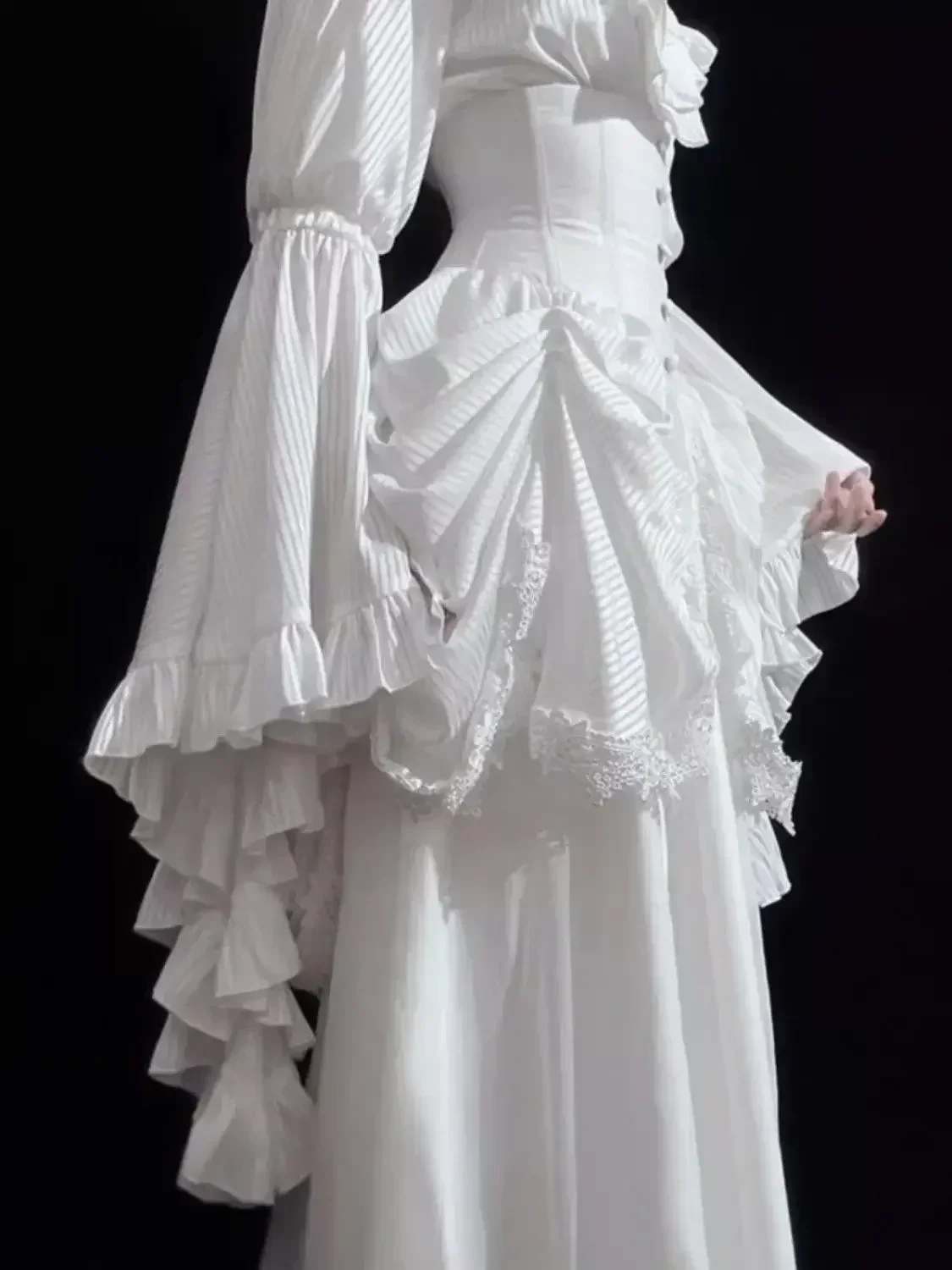 White 2 Piece Set