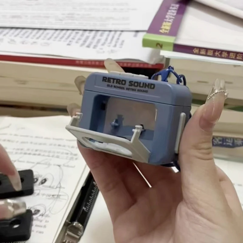 Retro Tape Recorder Keychain Mini Portable Fun Music Box With Sound Decompression Ornament Handbags Pendant Valentine's Day Gift