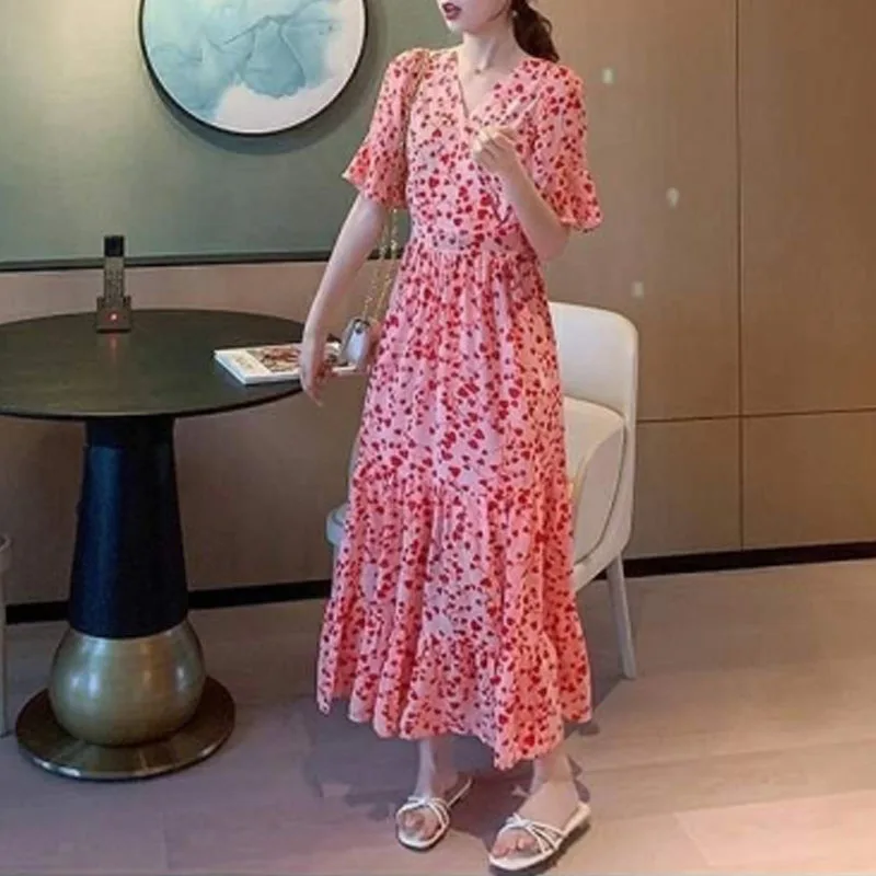 

New Women's Summer Printed V-Neck Loose Slimming and Covering the Belly Fashion Elegant Commuter Half Sleeve Chiffon Shirt Dress