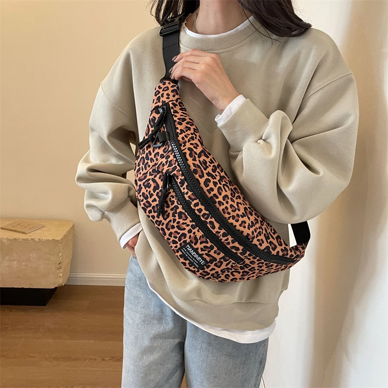 

Big Waist Bag Ladies Designer Canvas Fanny Pack Casual Leopard Nylon Crossbody Chest Bag Women Travel Anti theft Belt Bag Large