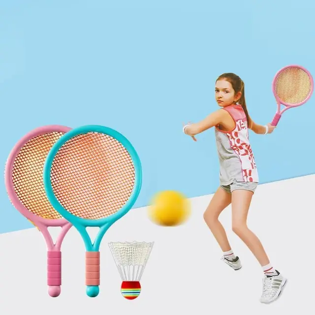 Portable Badminton Rackets And Sticks, Suitable For Competitions, Made Of Durable Materials And With A Long-lasting Grip. 2
