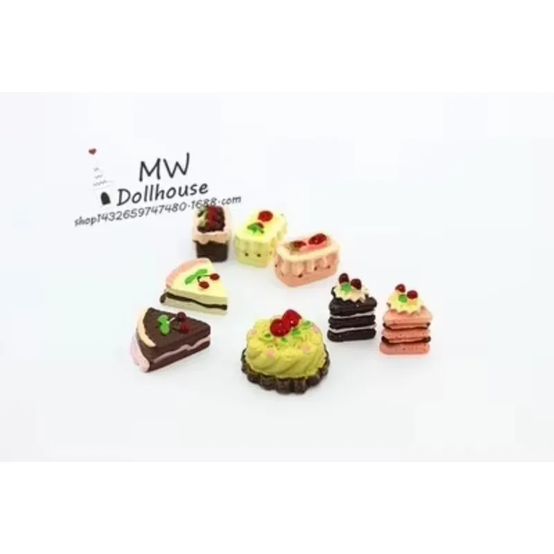 8Pcs/Set Creative Small Cake Decoration Models Miniature Sweet Food Dollhouse Accessories Handmade Miniatures Figurines Crafts