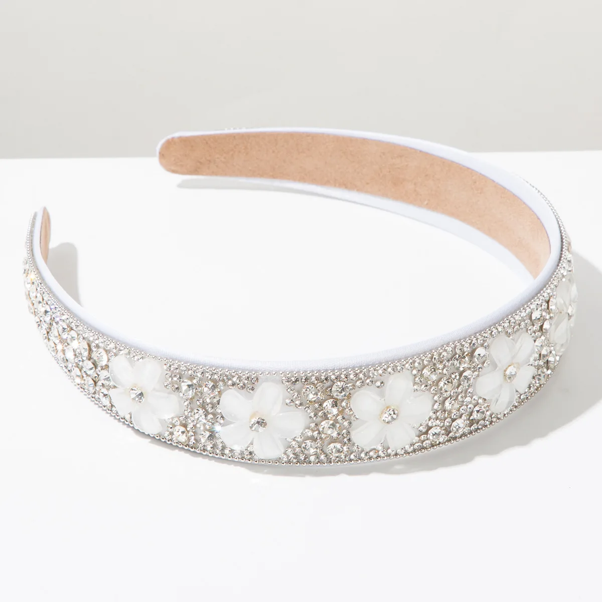 Neues Einfarbiges Stirnband für Frauen Modisches Kristallblumen-Vollstrass Barockes Haarband Trendiges Party- und Bankett-Haaraccessoire – Detail 14