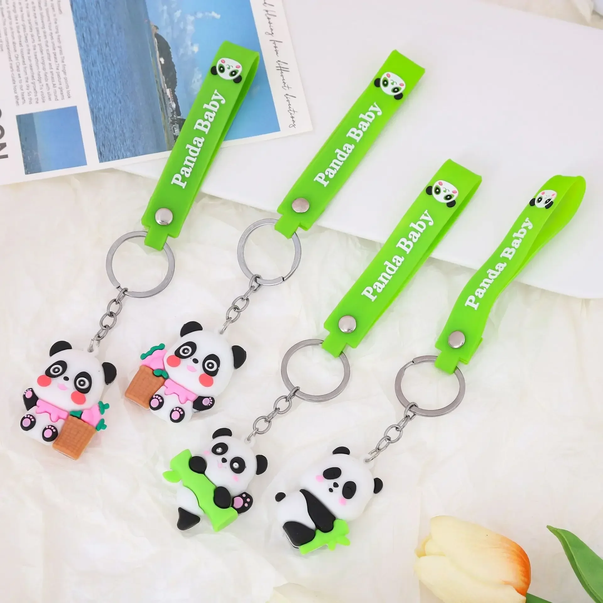 s Creative Hold Bamboo Panda Holiday Couple Small Gift Fashion Personality Silicon Keychain