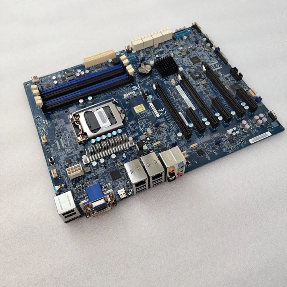 

X10SAT For Supermicro Motherboard DDR3 LGA1150 SATA3 E3-1200 v3/v4 4th/5th Gen. Core i7/i5/i3 Processors