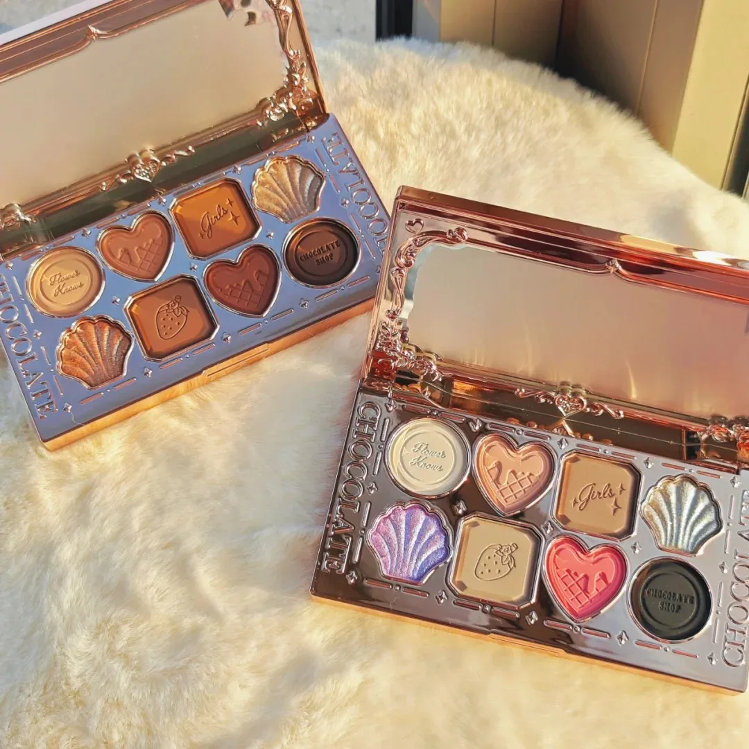 Flower Knows 8-Color Eyeshadow Palette Image 3