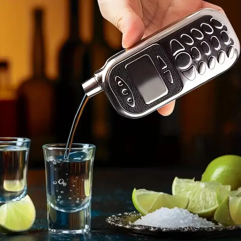 1pc 레트로 휴대폰 모양 병, 위스키 플라스크, 휴대용 창의적인 디스펜싱 병, 스테인레스 스틸 2.5oz 플라스크