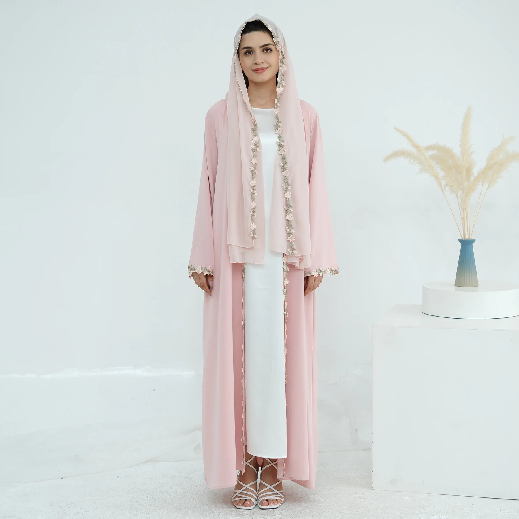abaya and hijab