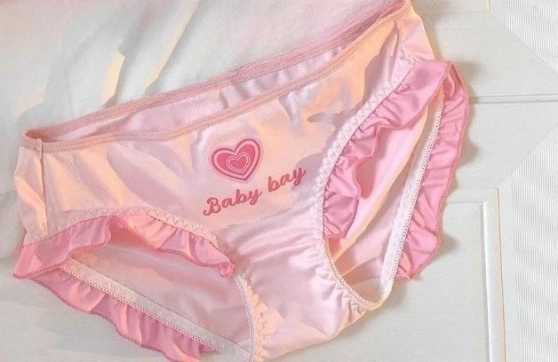 Kawaii Lolita Lingerie Set Push Up Bra, Wireless Padded Bralette for Small Chest, Sweet Barbie Doll Style Bra & Panty Set MOYISU