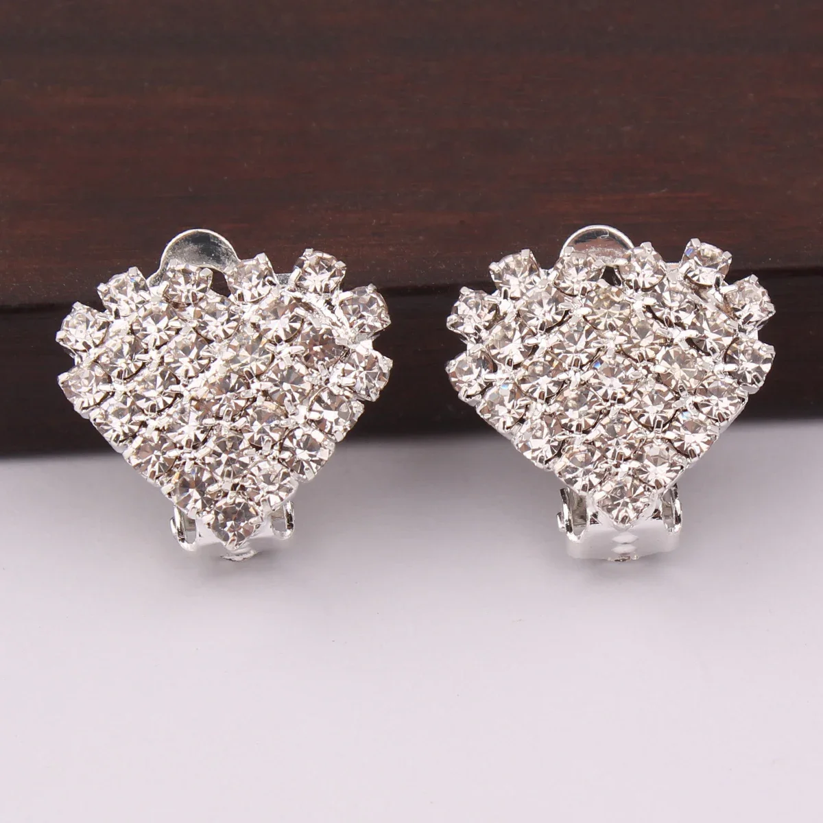 Ear Clip Earrings Rhinestone Pearl Round Waterdrop Heart Geometric Clip on for Women