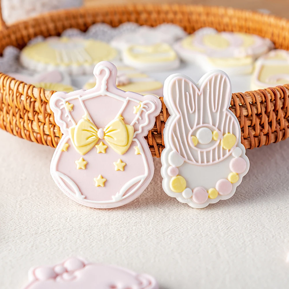 Girl Baby Shower Cake Decorating Tools Cookie Stamp Embosser Biscuit Cutter Fondant Sugarcraft Cookie Cutters Mold Cake Mould cookie cutter baking mold cookie mould cookie printing mold fondant cutter baking decorating tools cookie maker press kit cake lace mold pastry cutter
